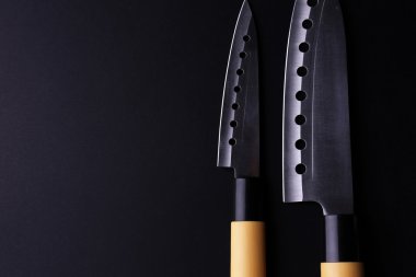 siyah üzerine izole mutfak bıçağı