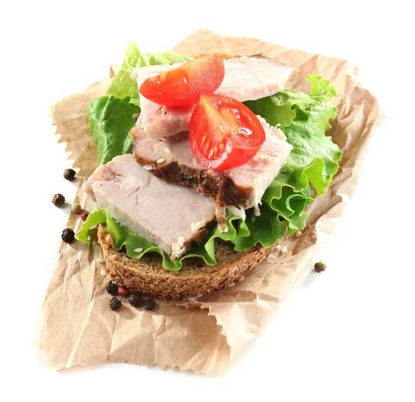 美味的三明治与孤立的白色衬底上的见面 — 图库照片