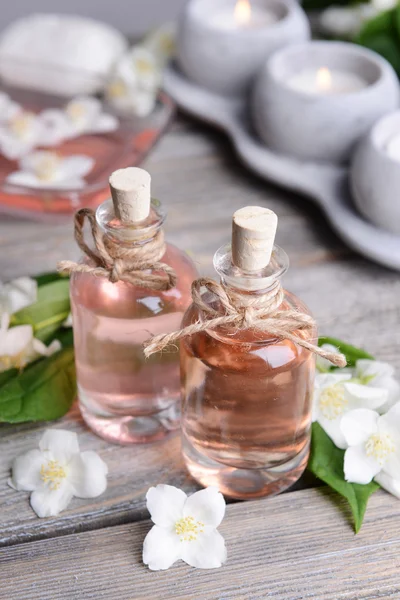 Spa composition with jasmine flowers on table — Stock Photo, Image