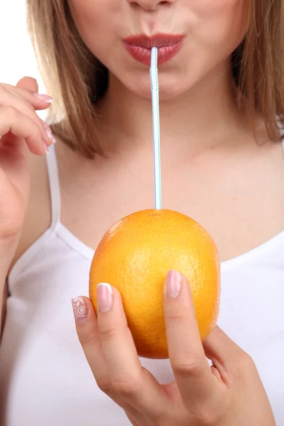 Bella ragazza con succo di frutta — Foto Stock