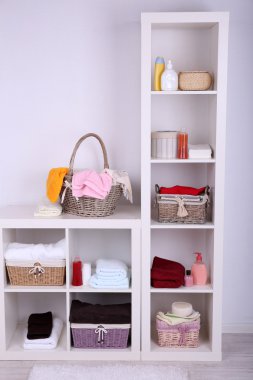 banyo rafları 