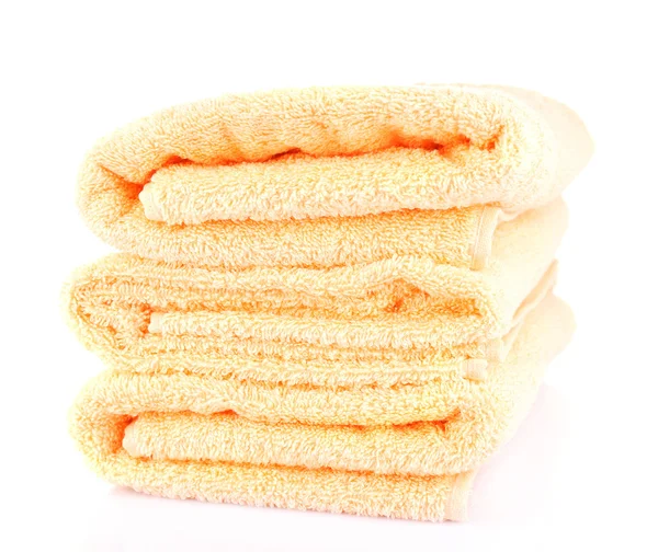 Farbige Handtücher, isoliert auf weiß — Stockfoto