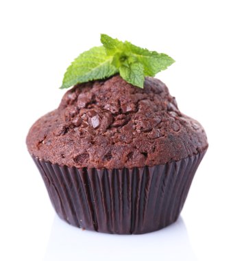 Çikolatalı muffin beyaz izole