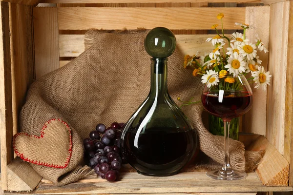 Belle nature morte avec des bouteilles de vin — Photo