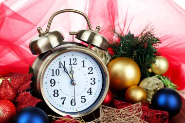 masada Noel süslemeleri ile çalar saat