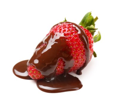 çikolata ile kırmızı olgun çilek