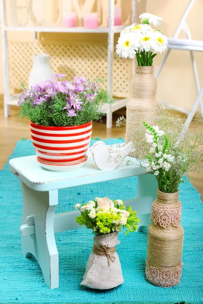 Home interior decoration with flowers — Stock Photo, Image