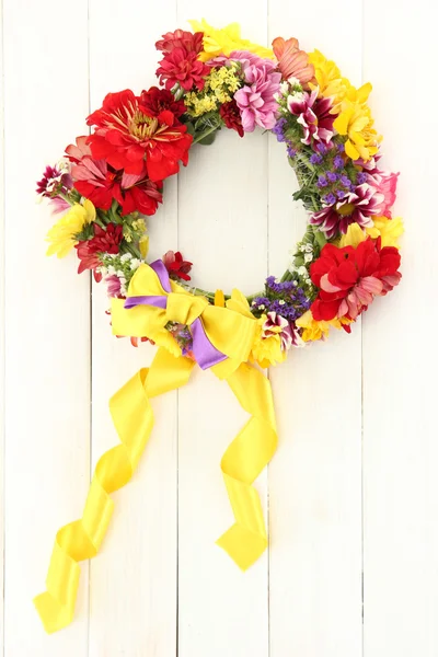 Wreath of beautiful summer flowers — Stock Photo, Image