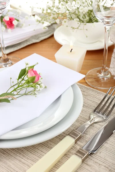 Cadre de table avec fleurs de printemps — Photo