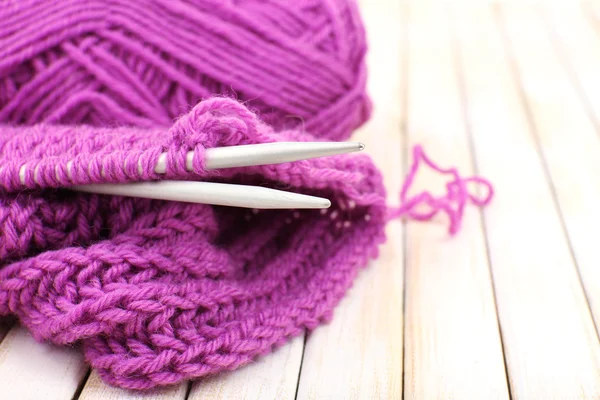 Knitting with spokes — Stock Photo, Image