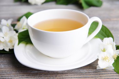 Yasemin tablo ile çay