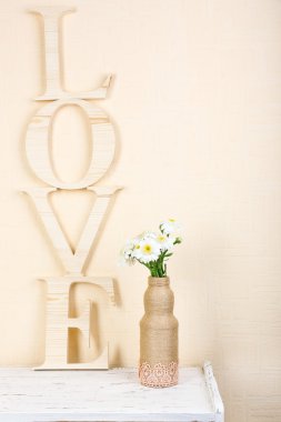 Çiçekli ev iç dekorasyon