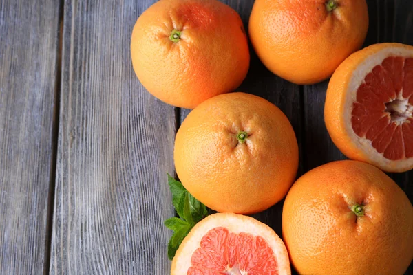 Ripe grapefruits — Stock Photo, Image