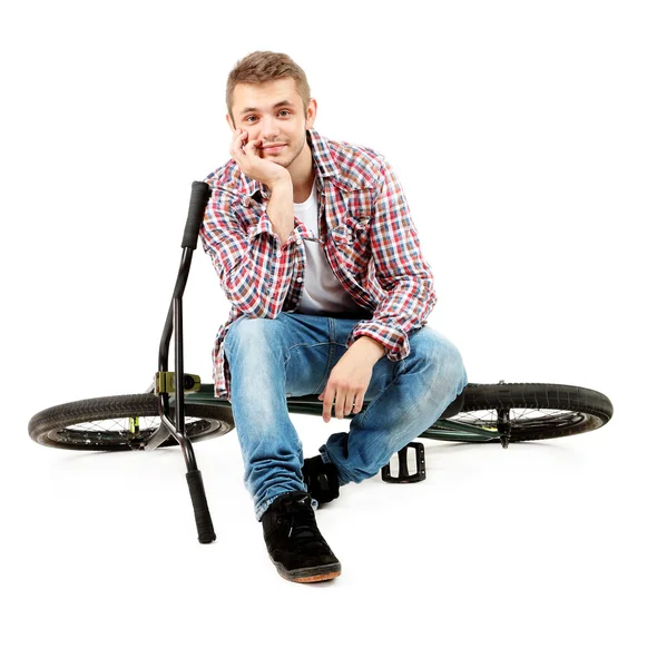 Bmx bisiklet üzerinde genç çocuk — Stok fotoğraf