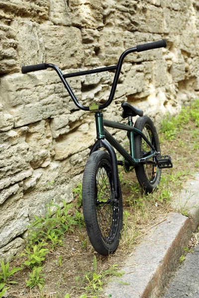 BMX bicicleta no parque — Fotografia de Stock