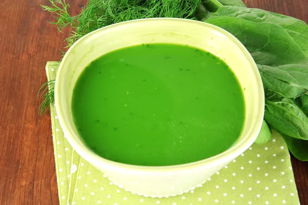 Tasty spinach soup — Stock Photo, Image