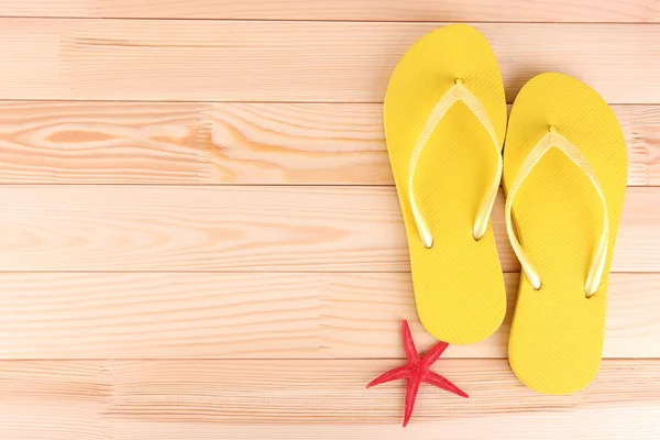 Helle Flip-Flops — Stockfoto