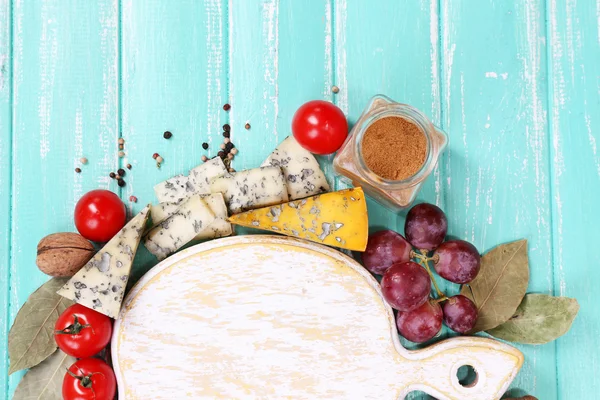 Cheese with empty board — Stock Photo, Image