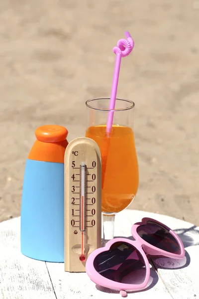 Thermometer in sand — Stock Photo, Image