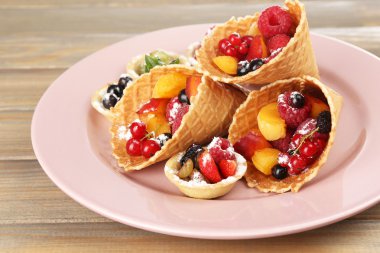 taze meyve tatlısı