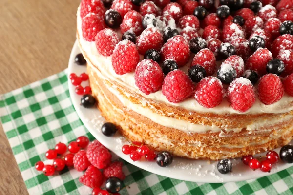 Νόστιμο κέικ με μούρα — Φωτογραφία Αρχείου
