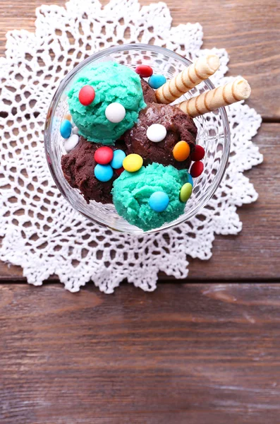 Chocolate ice cream — Stock Photo, Image