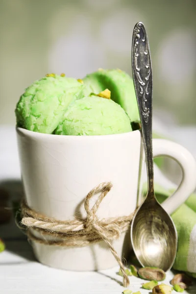 Pistachio ice cream — Stock Photo, Image