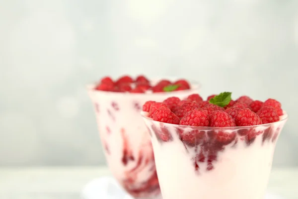 Tasty raspberry dessert with berries — Stock Photo, Image