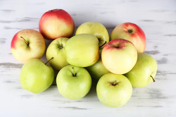 Juicy apples — Stock Photo, Image