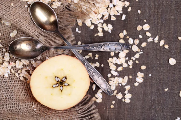 Mela con farina d'avena — Foto Stock