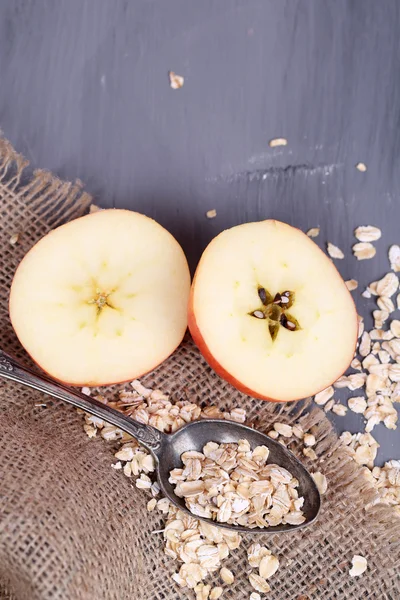 Apple with oatmeal — Stock Photo, Image