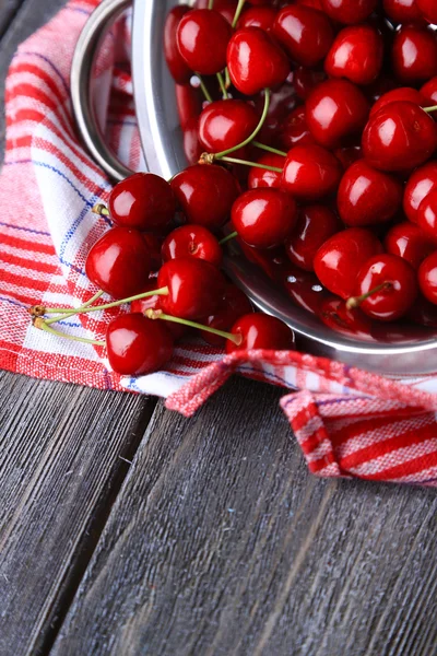 Cherries in colander — Stock Photo, Image