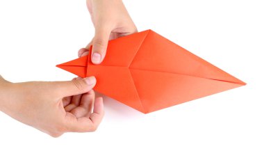 Origami kuş yapma eller