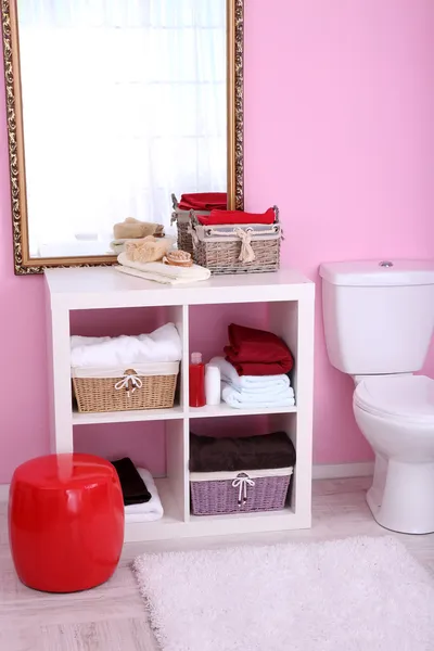 Shelves in bathroom — Stock Photo, Image