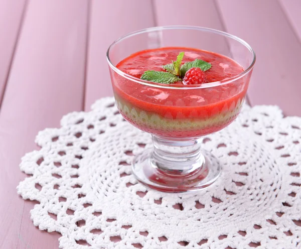 Smoothies aux fraises, kiwis et framboises — Photo