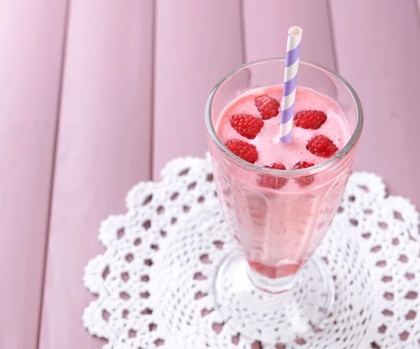 Raspberry smoothie drink — Stock Photo, Image