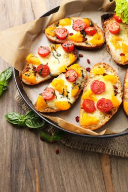 Pan domates Bruschetta