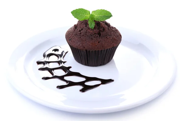 Choklad muffin på tallrik — Stockfoto