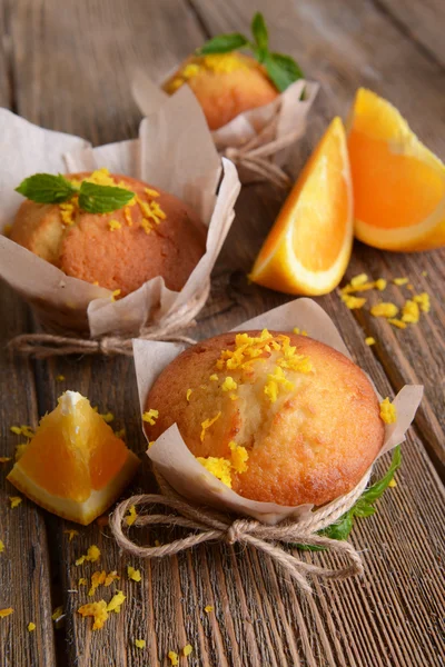 Pasteles con naranja — Foto de Stock