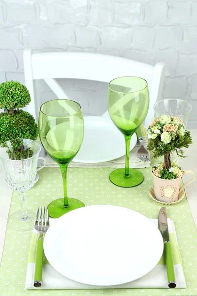 Trendy tabel instelling in restaurant — Stockfoto