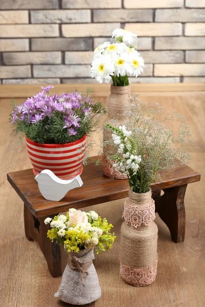 Home interior decoration with flowers — Stock Photo, Image