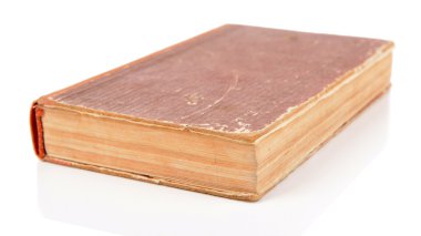 Beyazda izole edilmiş eski kitap