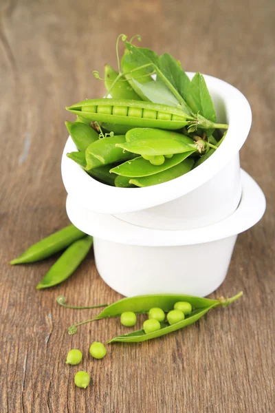 Fresh green peas — Stock Photo, Image