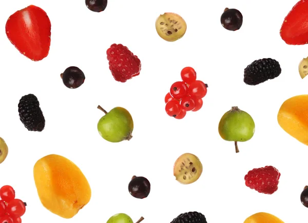 Frutas frescas isoladas em branco — Fotografia de Stock