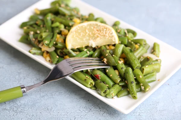 緑色の豆のサラダ — ストック写真