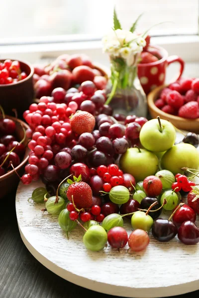 Still life with berries and flowers — Stock Image Still life with berries and flowers Royalty Free Stock Images