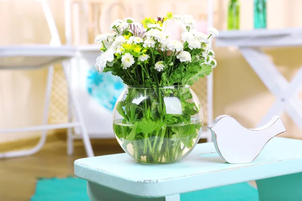 Home interior decoration with flowers — Stock Photo, Image