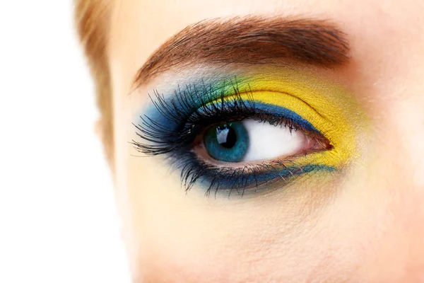 Krásné oko s světlý make-up, zblízka — Stock fotografie