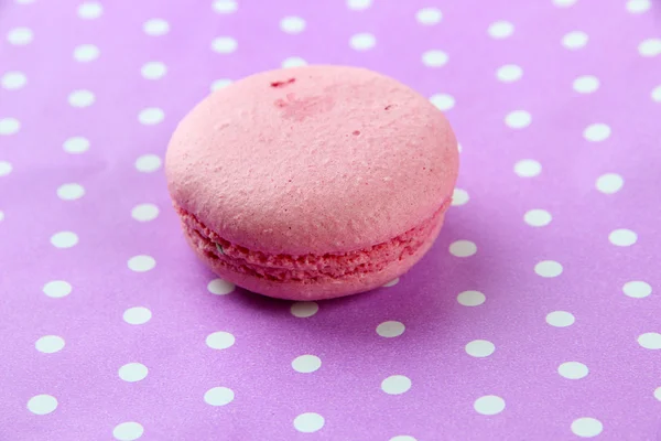 Gentle macaroon on table close-up — Stock Photo, Image