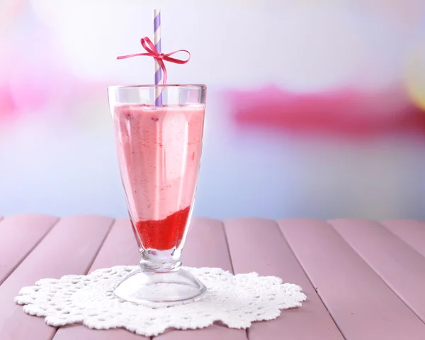 Hallon smoothie drink glas — Stockfoto